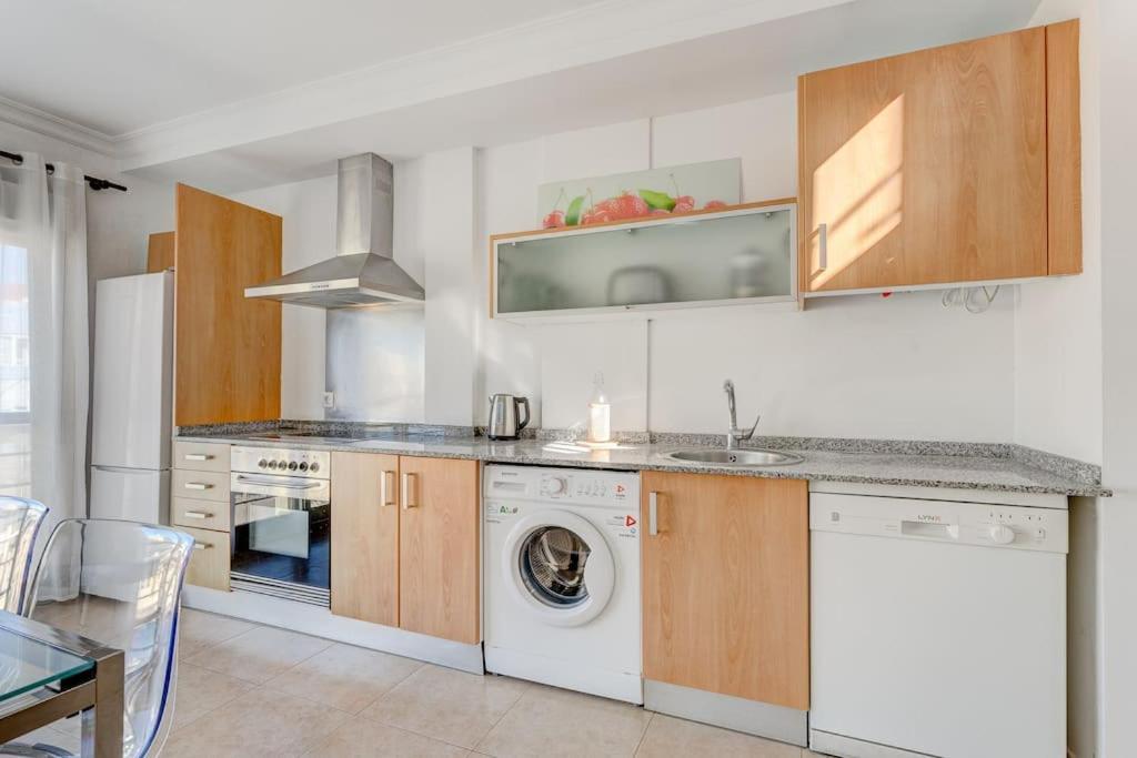 Pleasant Duplex San Juan With 2 Bedrooms Ґія-де-Ісора Екстер'єр фото