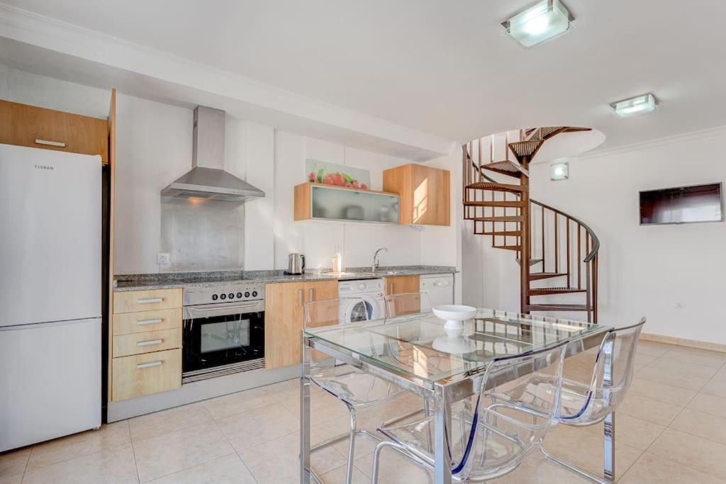 Pleasant Duplex San Juan With 2 Bedrooms Ґія-де-Ісора Екстер'єр фото